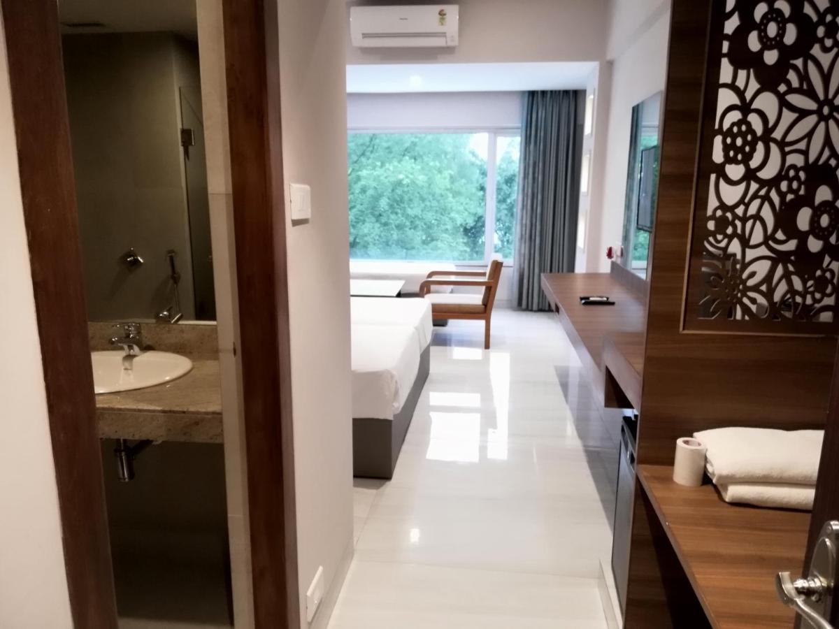 Lake View Resort Lonavala Extérieur photo